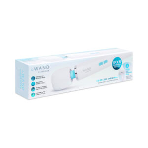 Le Wand Classique Rechargeable Wand Massager — Power Play Studio