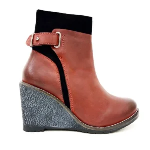 Isabel Wedge Boot